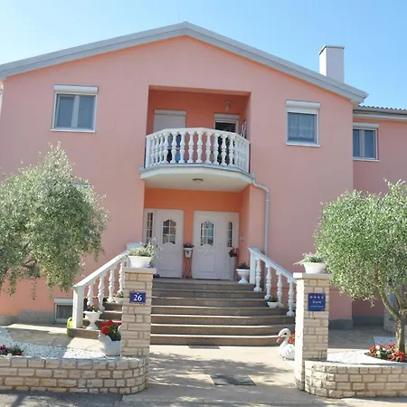Rosa Zambratija (Istria)